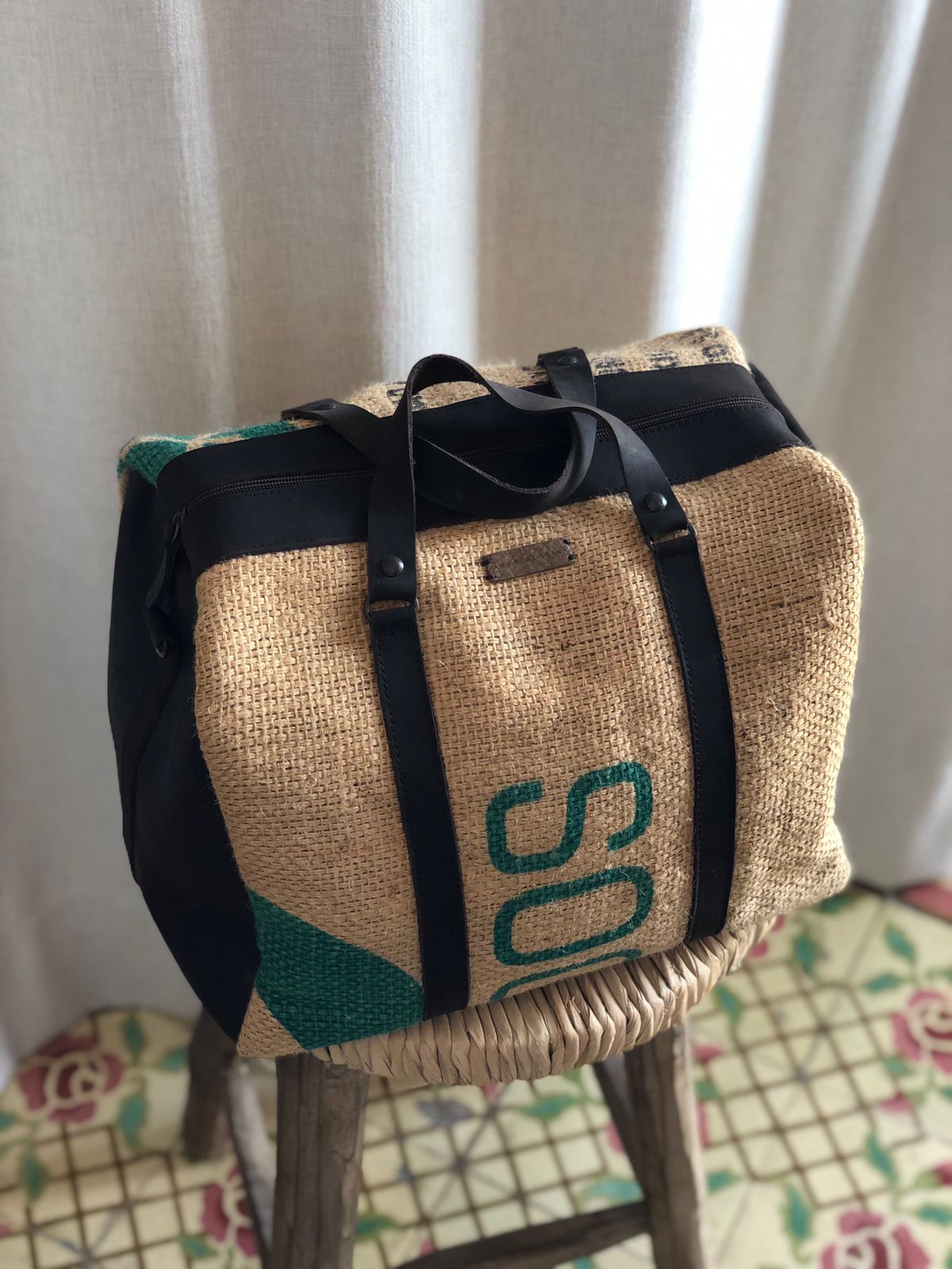 EL BOTIQUIN | SAMPLE
